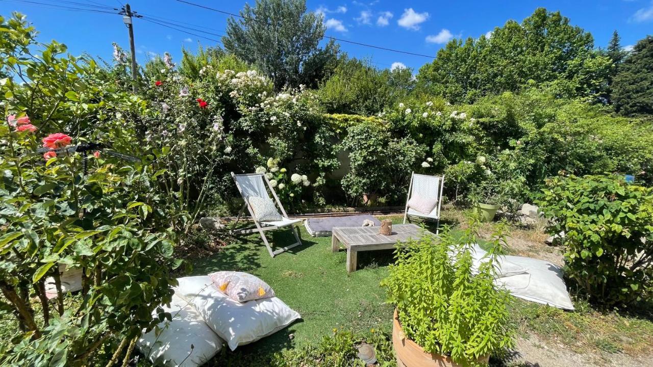 Lulu en Provence Bed and Breakfast LʼIsle-sur-la-Sorgue Exterior foto